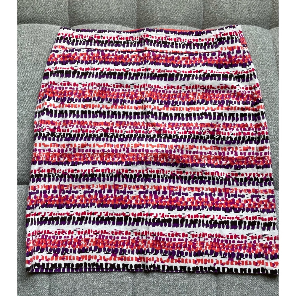 Ann Taylor Madison Skirt with pockets